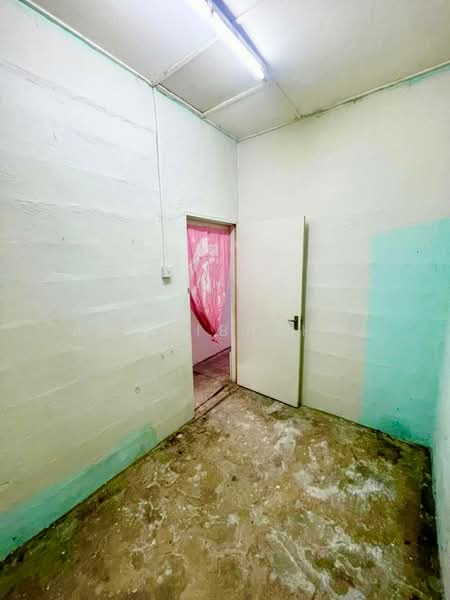 Terraced House for Sale in Taman Sri Intan (Kajang) - Azli Ibrahim - Interior - PropertyGuru.com.my