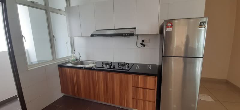 Kondominium untuk Disewa di M Condominium @ Larkin - Sam Tan - Kitchen - PropertyGuru.com.my