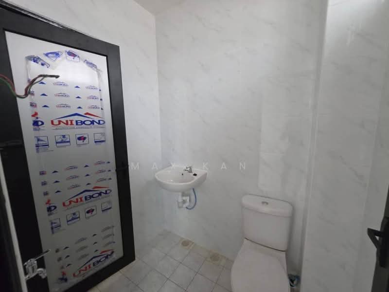 2-storey Terraced House for Sale in Johor Bahru (Johor) - Max Kan - Bathroom - PropertyGuru.com.my