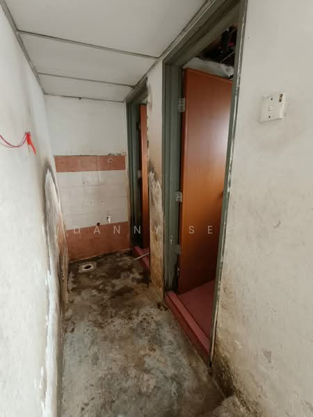 Shop / Office untuk Disewa di Bandar Indahpura (Kulai) - Danny See - Interior - PropertyGuru.com.my