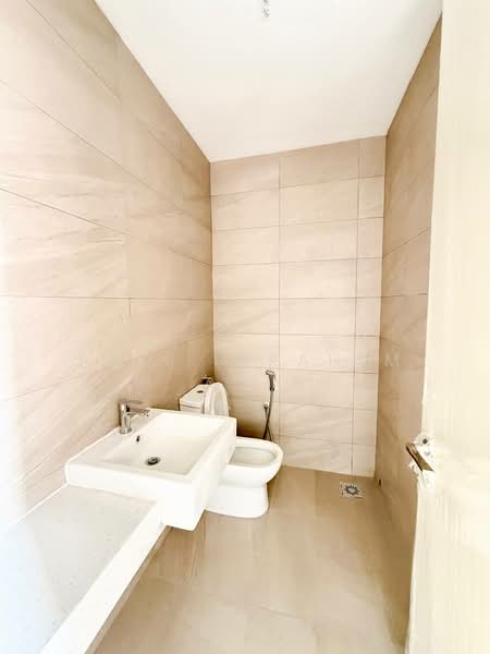 Rumah Teres 2-Tingkat untuk Dijual di Bandar Puteri Bangi (Bangi) - Azli Ibrahim - Bathroom - PropertyGuru.com.my
