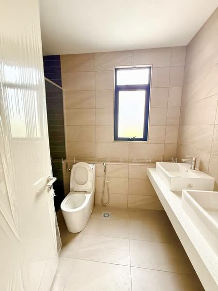 Rumah Teres 2-Tingkat untuk Dijual di Bandar Puteri Bangi (Bangi) - Azli Ibrahim - Bathroom - PropertyGuru.com.my