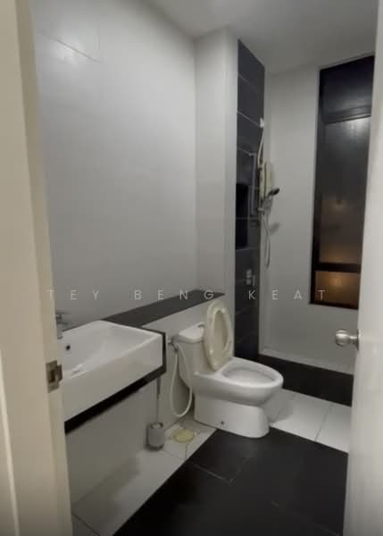 Semi-Detached House for Sale in Eco Majestic (Semenyih) - Tey Beng Keat - Bathroom - PropertyGuru.com.my