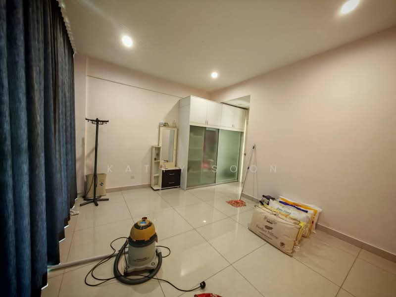Rumah Teres 2-Tingkat untuk Dijual di Bandar Putra Permai (Seri Kembangan) - Katty Soon - Bedroom - PropertyGuru.com.my