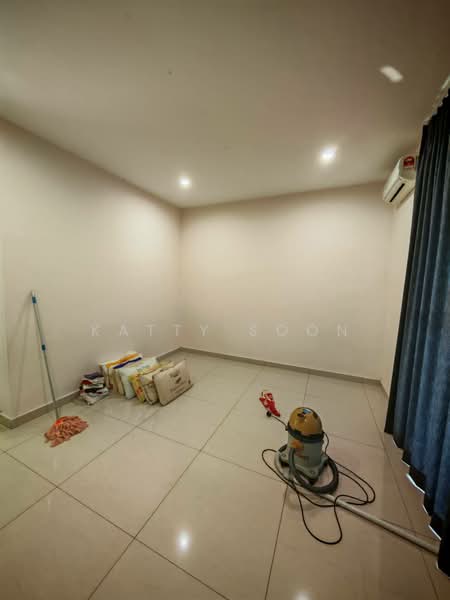 Rumah Teres 2-Tingkat untuk Dijual di Bandar Putra Permai (Seri Kembangan) - Katty Soon - Interior - PropertyGuru.com.my