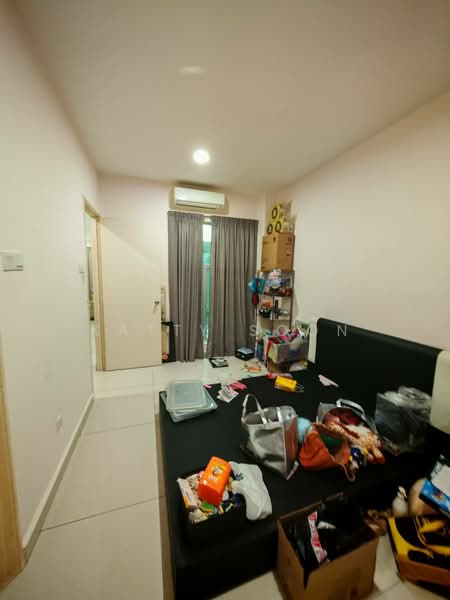Rumah Teres 2-Tingkat untuk Dijual di Bandar Putra Permai (Seri Kembangan) - Katty Soon - PropertyGuru.com.my