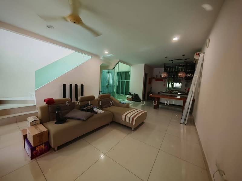 Rumah Teres 2-Tingkat untuk Dijual di Bandar Putra Permai (Seri Kembangan) - Katty Soon - PropertyGuru.com.my