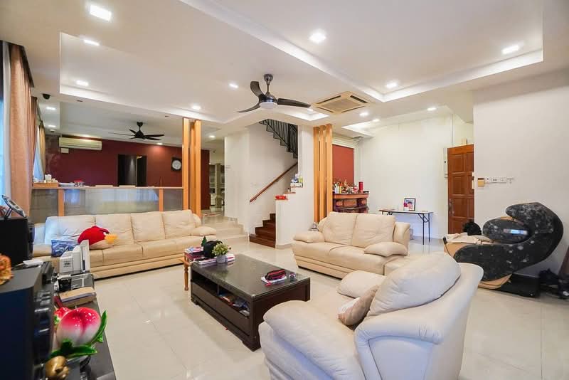 Rumah Berkembar untuk Dijual di Astana Gemilang (Batu Caves) - Fazri . - Living Room - PropertyGuru.com.my
