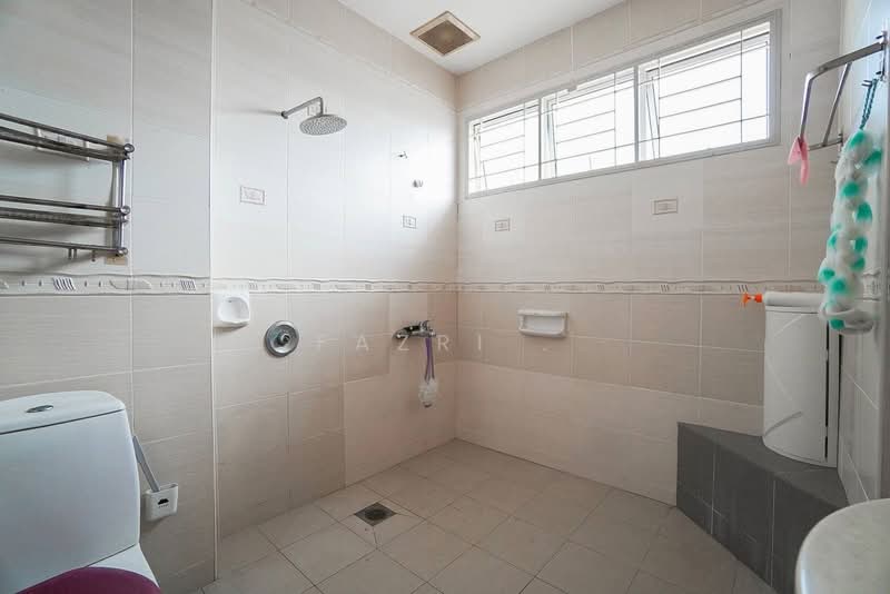 Rumah Berkembar untuk Dijual di Astana Gemilang (Batu Caves) - Fazri . - Bathroom - PropertyGuru.com.my