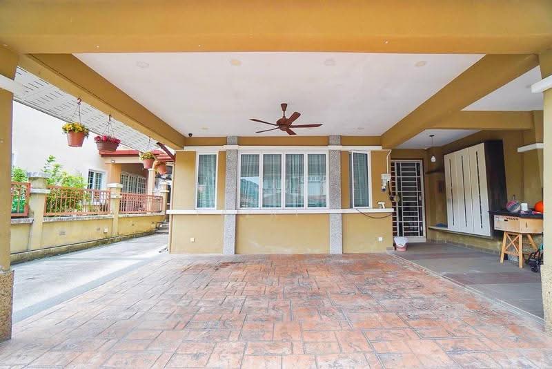 Rumah Berkembar untuk Dijual di Astana Gemilang (Batu Caves) - Fazri . - Exterior - PropertyGuru.com.my