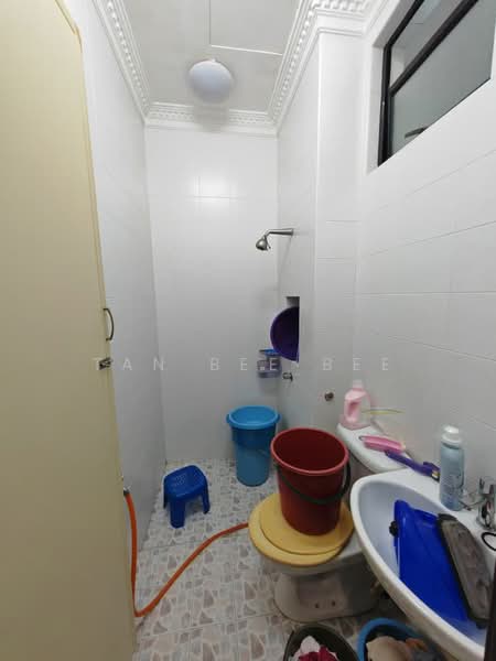 Semi-Detached House for Sale in Taman Setia Indah (Tebrau) - Tan Bee Bee - Bathroom - PropertyGuru.com.my