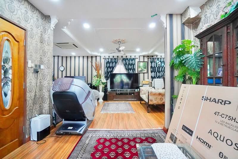 Bungalow House for Sale in Ampang (Ampang) - Fazri . - Living Room - PropertyGuru.com.my