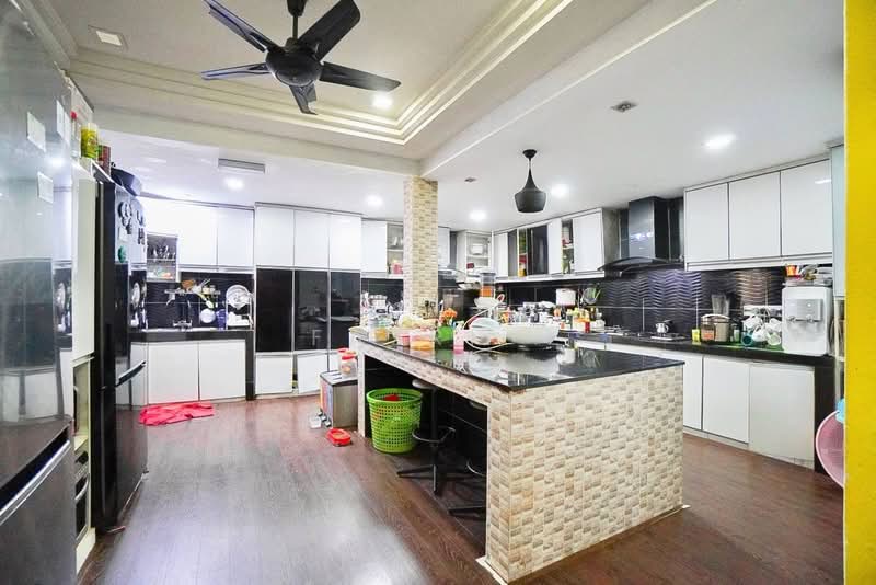 Bungalow House for Sale in Ampang (Ampang) - Fazri . - Kitchen - PropertyGuru.com.my