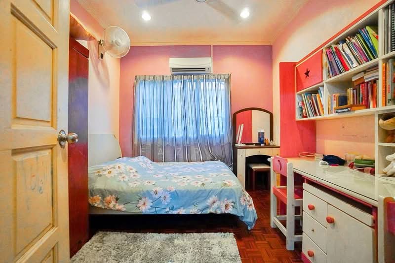 Bungalow House for Sale in Ampang (Ampang) - Fazri . - Bedroom - PropertyGuru.com.my