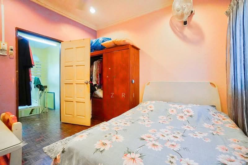Bungalow House for Sale in Ampang (Ampang) - Fazri . - Bedroom - PropertyGuru.com.my