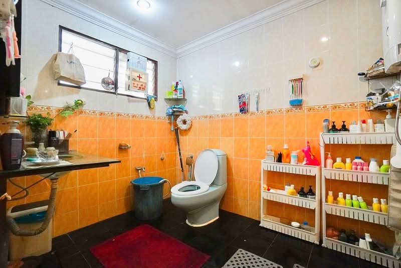 Bungalow House for Sale in Ampang (Ampang) - Fazri . - Bathroom - PropertyGuru.com.my