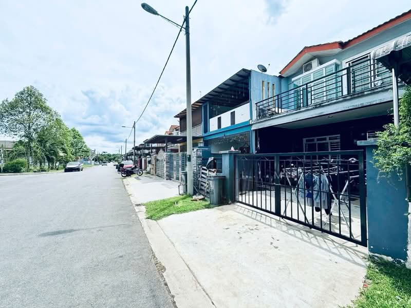 Rumah Teres 2-Tingkat untuk Dijual di Senai (Johor) - Dexter Lim - Exterior - PropertyGuru.com.my