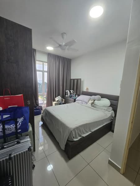 Kediaman Servis untuk Dijual di Twin Danga Residence - Steve Wong - Bedroom - PropertyGuru.com.my