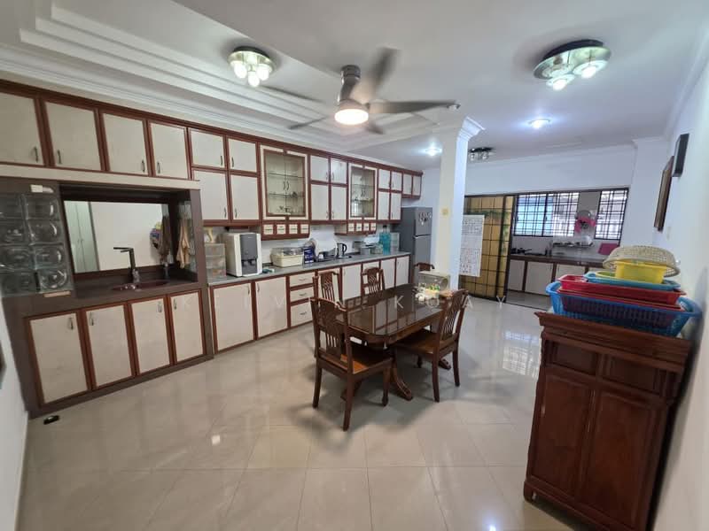 Rumah Teres 2-Tingkat untuk Dijual di Taman Desa Harmoni (Masai) - Kelvin Koay - Kitchen - PropertyGuru.com.my