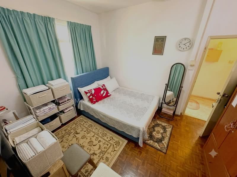 Bungalow House for Sale in Seksyen 14 (Petaling Jaya) - Aimi Mahirah - Bedroom - PropertyGuru.com.my