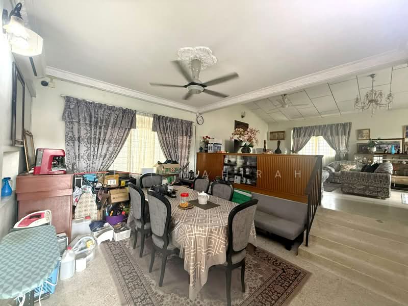 Bungalow House for Sale in Seksyen 14 (Petaling Jaya) - Aimi Mahirah - Dining Room - PropertyGuru.com.my