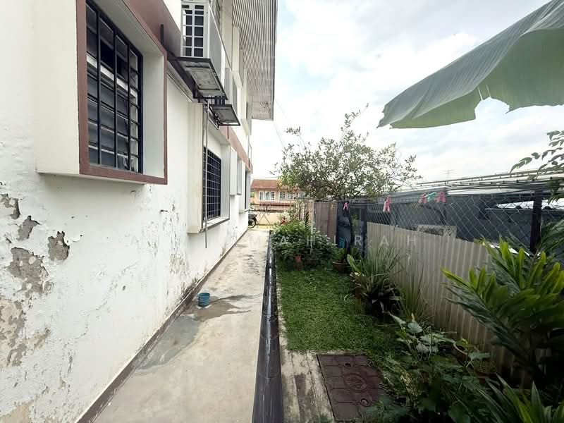 Bungalow House for Sale in Seksyen 14 (Petaling Jaya) - Aimi Mahirah - Exterior - PropertyGuru.com.my