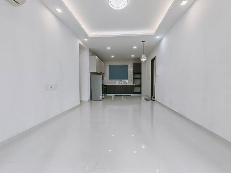 Condominium for Sale at Amberside @ Country Garden Danga Bay - NG ZEN XI - Kitchen - PropertyGuru.com.my