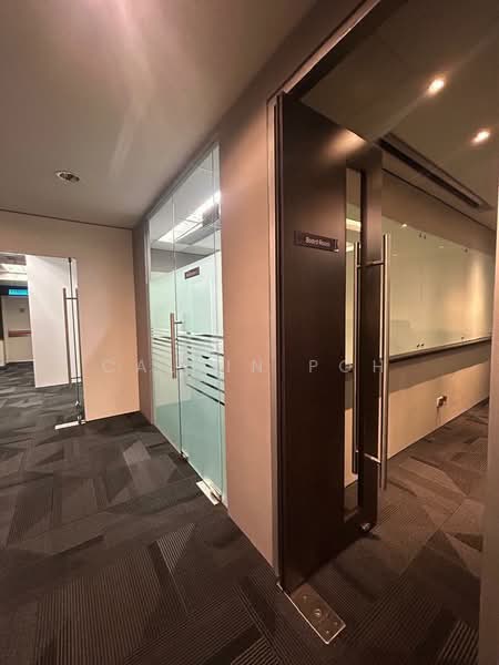Office for Rent in Mont Kiara (Kuala Lumpur) - Calvin Poh - Corridor - PropertyGuru.com.my
