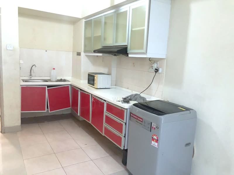 Service Residence for Sale at D'Alamanda - Kew . - Kitchen - PropertyGuru.com.my