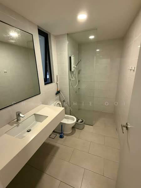 Kondominium untuk Disewa di Vertu Resort - Cheau Chie Ooi - Bathroom - PropertyGuru.com.my