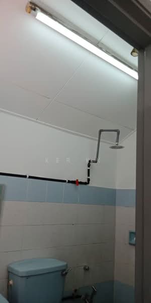 Rumah Teres untuk Disewa di Usj 12 (Subang Jaya) - Ker KK - Bathroom - PropertyGuru.com.my