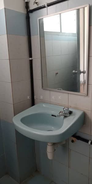 Rumah Teres untuk Disewa di Usj 12 (Subang Jaya) - Ker KK - Bathroom - PropertyGuru.com.my