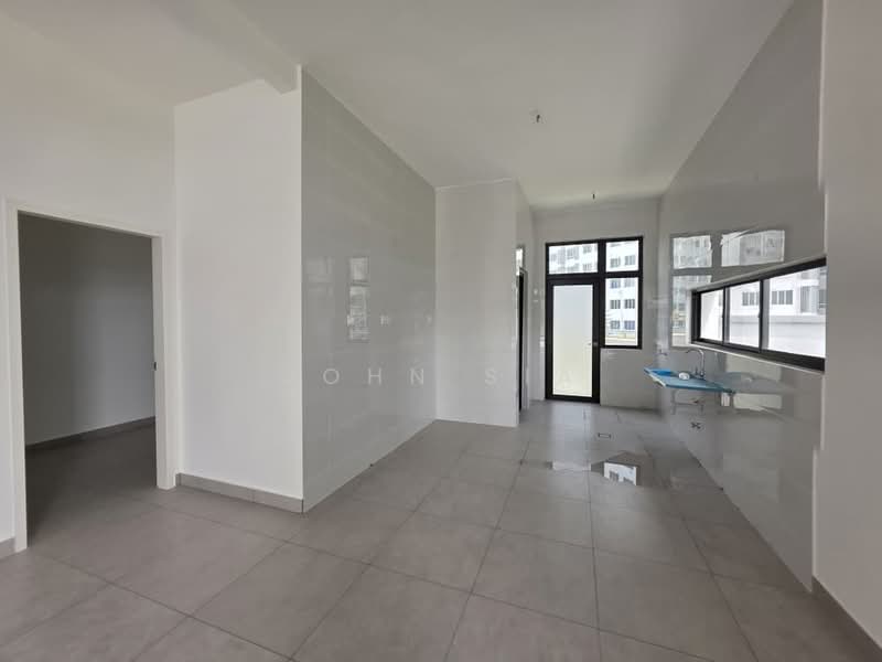 2-storey Terraced House for Sale in Taman Mount Austin (Tebrau) - John Sia - Kitchen - PropertyGuru.com.my
