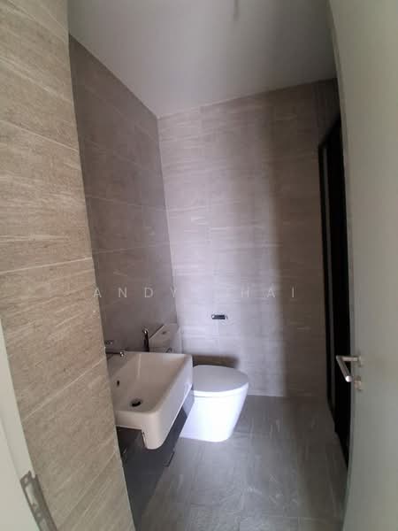 Service Residence for Sale at Edelweiss @ Tropicana Gardens - Andy Chai - Bathroom - PropertyGuru.com.my