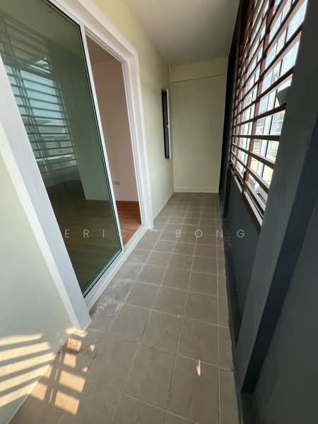 2-storey Terraced House for Sale in Kuching (Sarawak) - Erica Bong - Balcony - PropertyGuru.com.my