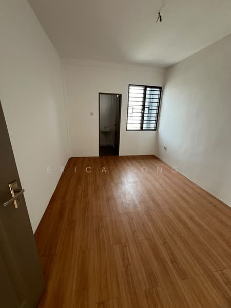 2-storey Terraced House for Sale in Kuching (Sarawak) - Erica Bong - Interior - PropertyGuru.com.my