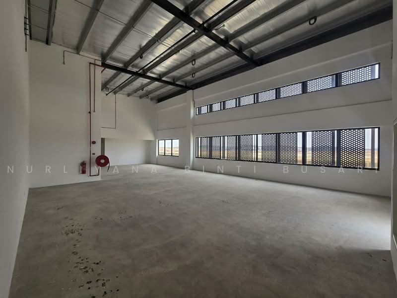 Semi-D Factory for Rent in Sungai Buloh (Selangor) - Nurliyana Binti Busari - Interior - PropertyGuru.com.my