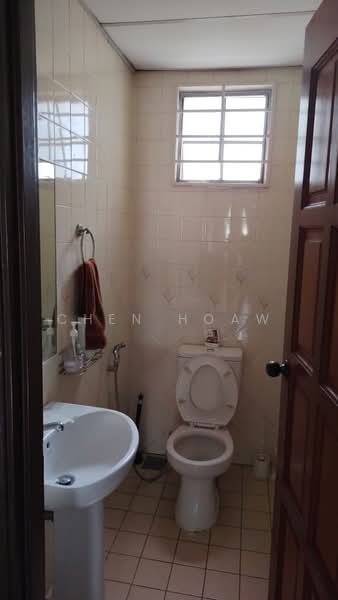 Condominium for Rent at Tiara Damansara - Chen Hoaw - Bathroom - PropertyGuru.com.my