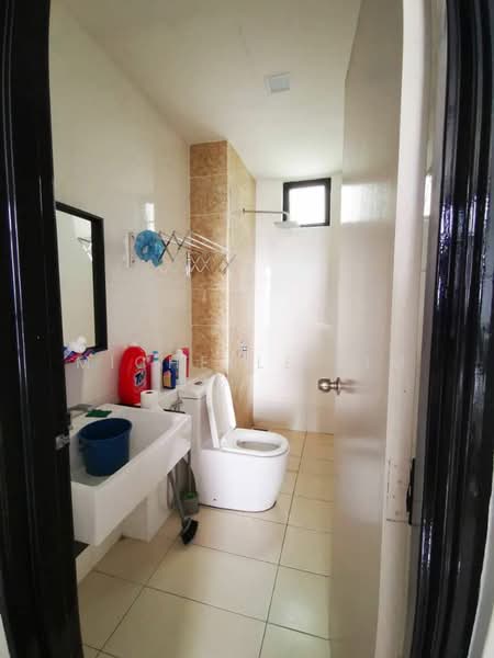 Service Residence for Sale at D'Summit Residences - Michelle Lim - PropertyGuru.com.my
