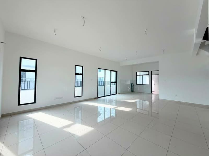 2-storey Terraced House for Sale in Mutiara Rini (Skudai) - NG ZEN XI - Living Room - PropertyGuru.com.my