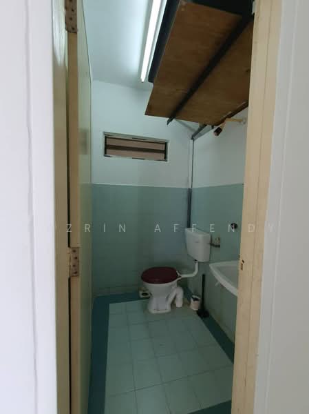 Pangsapuri untuk Disewa di Taman Puncak Kinrara - Nazrin Affendy - Bathroom - PropertyGuru.com.my