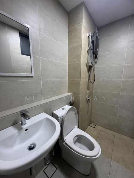 Kediaman Servis untuk Disewa di Setia City Residences - Ai Chin Tan - Bathroom - PropertyGuru.com.my