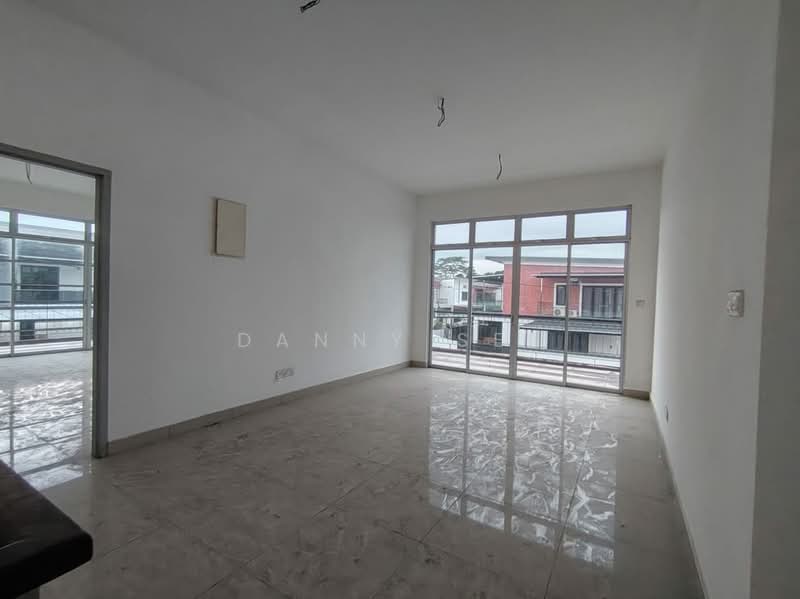 Rumah Teres 2-Tingkat untuk Dijual di Bandar Indahpura (Kulai) - Danny See - Living Room - PropertyGuru.com.my