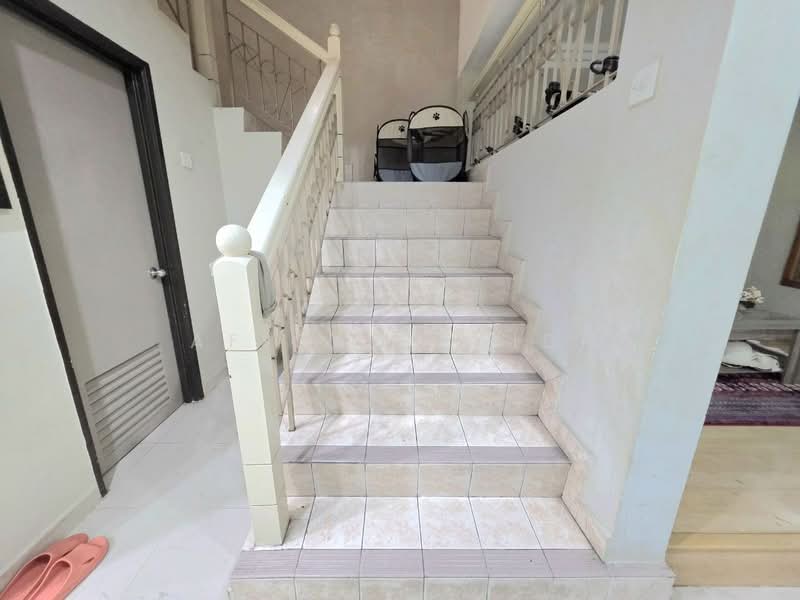 2-storey Terraced House for Sale in Bukit Jelutong (Shah Alam) - Afiqah zaidi - Interior - PropertyGuru.com.my