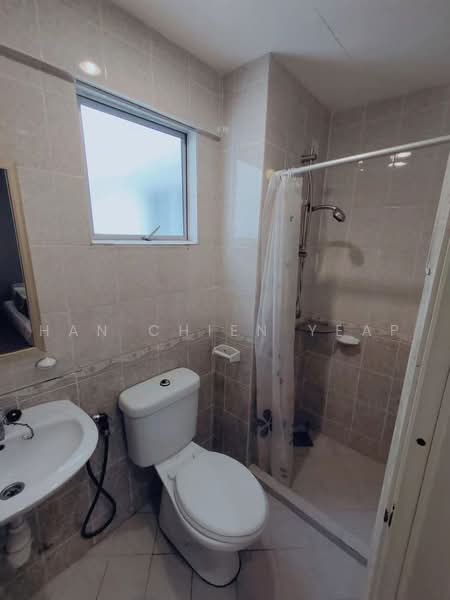 Condominium for Sale at Park View Tower - Han Chien Yeap - Bathroom - PropertyGuru.com.my