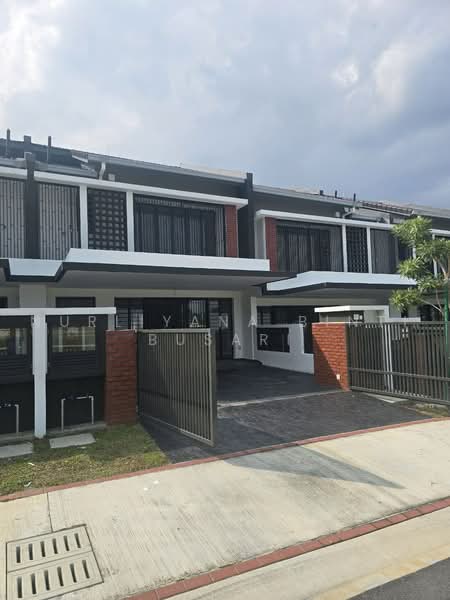 Rumah Teres 2-Tingkat untuk Dijual di Elmina (Shah Alam) - Nurliyana Binti Busari - Exterior - PropertyGuru.com.my
