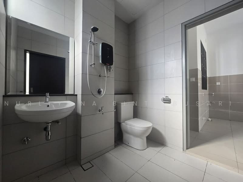 Rumah Teres 2-Tingkat untuk Dijual di Elmina (Shah Alam) - Nurliyana Binti Busari - Bathroom - PropertyGuru.com.my