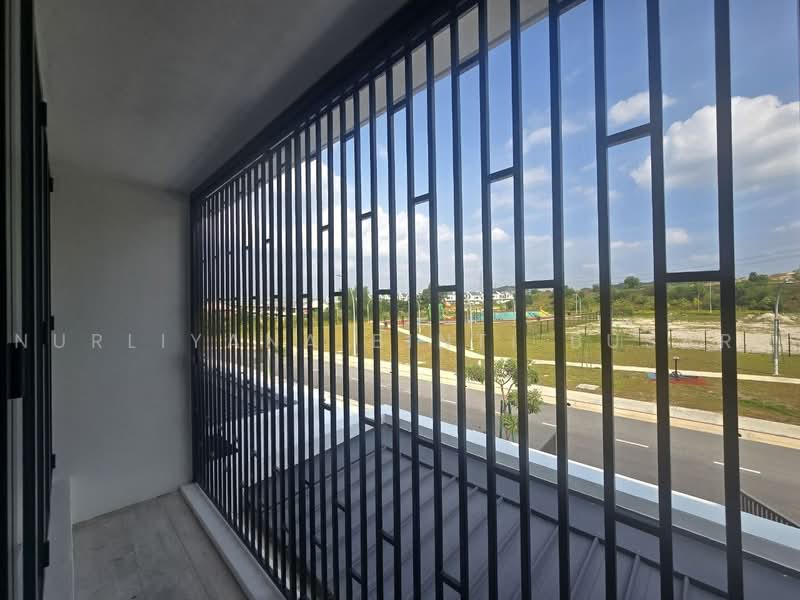 Rumah Teres 2-Tingkat untuk Dijual di Elmina (Shah Alam) - Nurliyana Binti Busari - Balcony - PropertyGuru.com.my