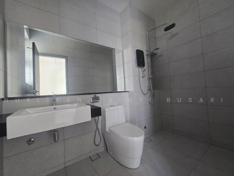 Rumah Teres 2-Tingkat untuk Dijual di Elmina (Shah Alam) - Nurliyana Binti Busari - Bathroom - PropertyGuru.com.my