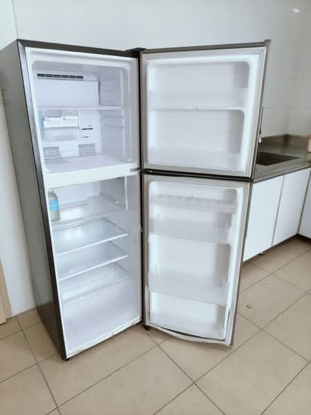 Pangsapuri untuk Disewa di Roxy Apartment - Erica Bong - Kitchen - PropertyGuru.com.my